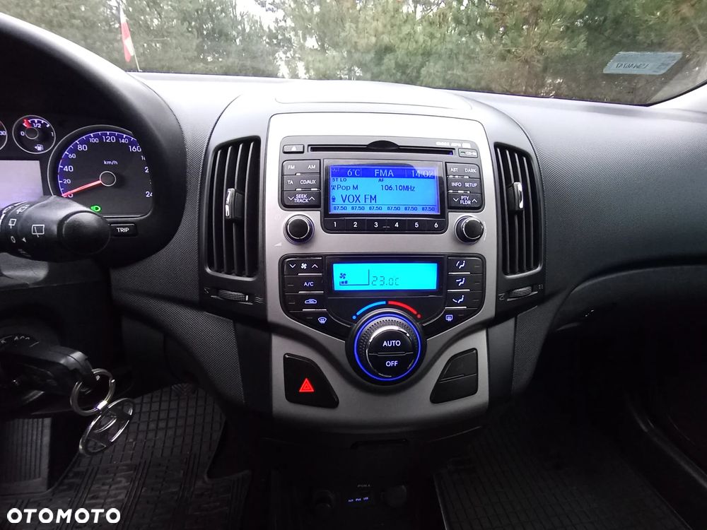 Hyundai i30 1.6 CRDi Base + World Cup - 20