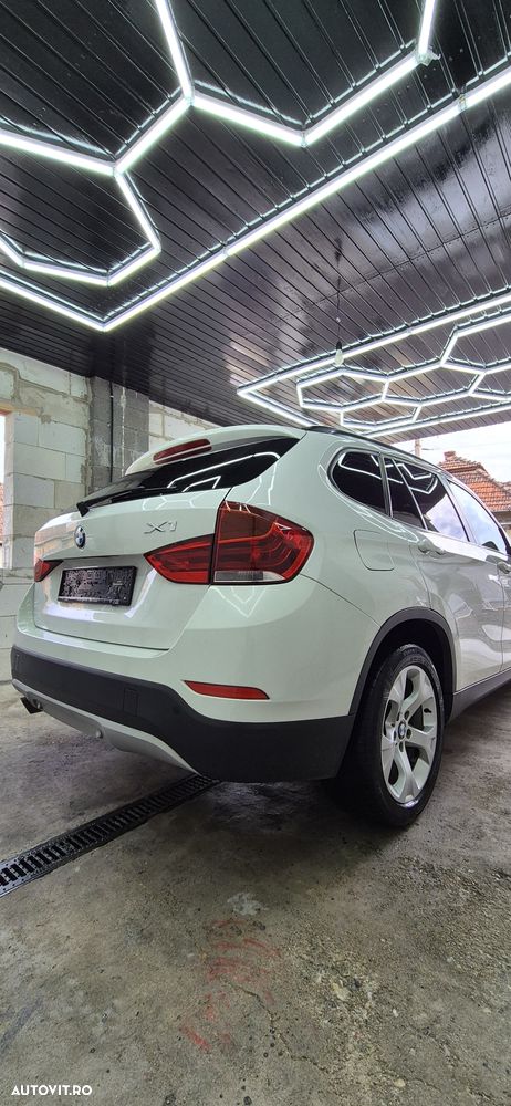 BMW X1 xDrive18d - 3