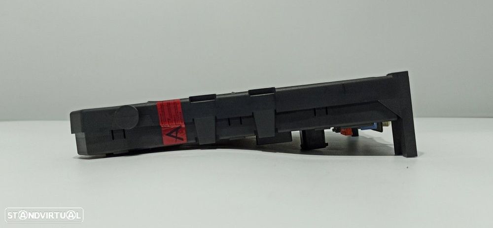 CAIXA DE RELÉS/ FUSÍVEIS PEUGEOT 308 CONFORT - 5