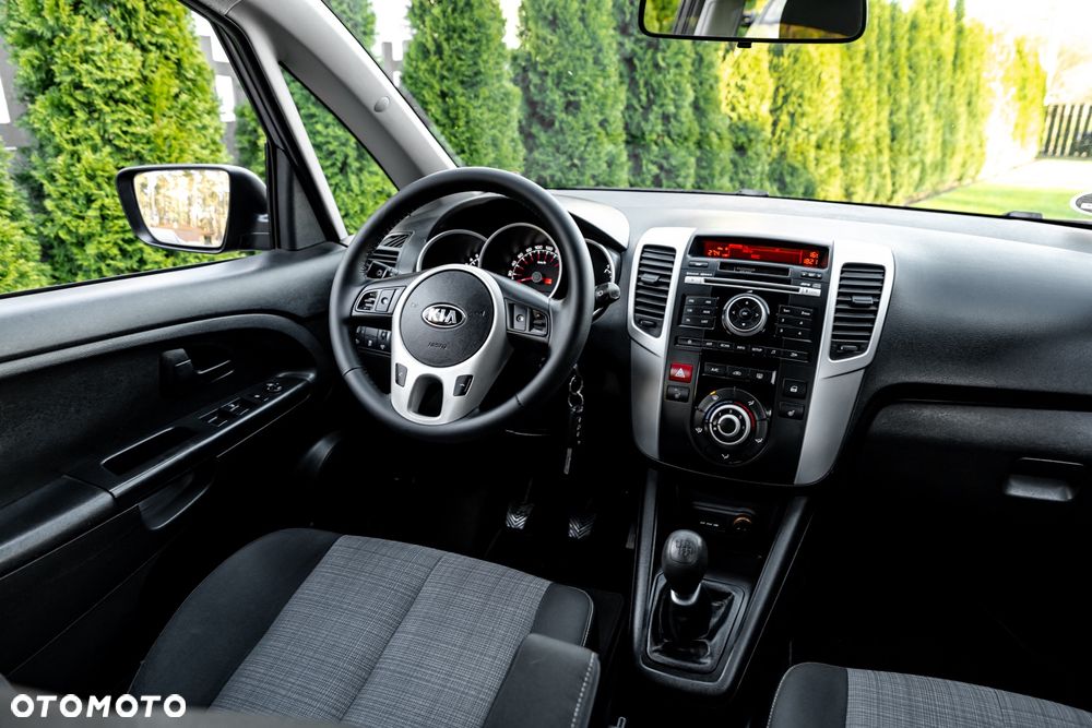 Kia Venga 1.6 CVVT Vision - 26