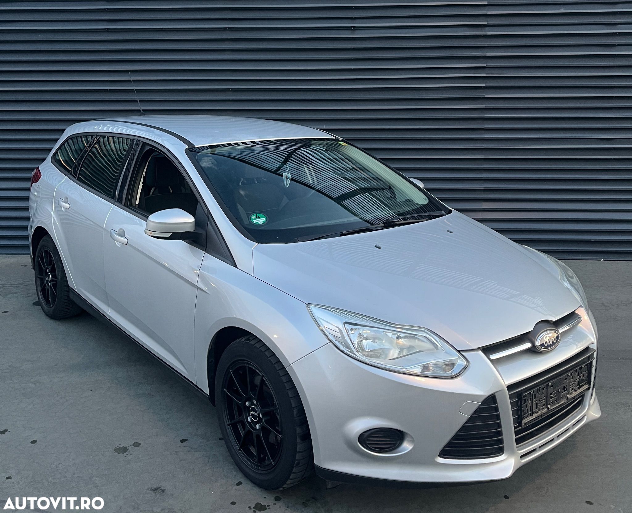 Ford Focus - 1