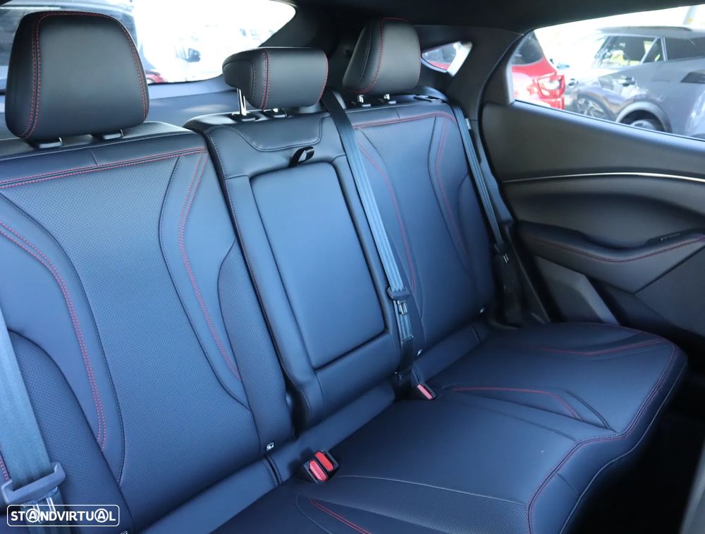 Ford Mustang Mach-E 98.7 kWh Premium - 25
