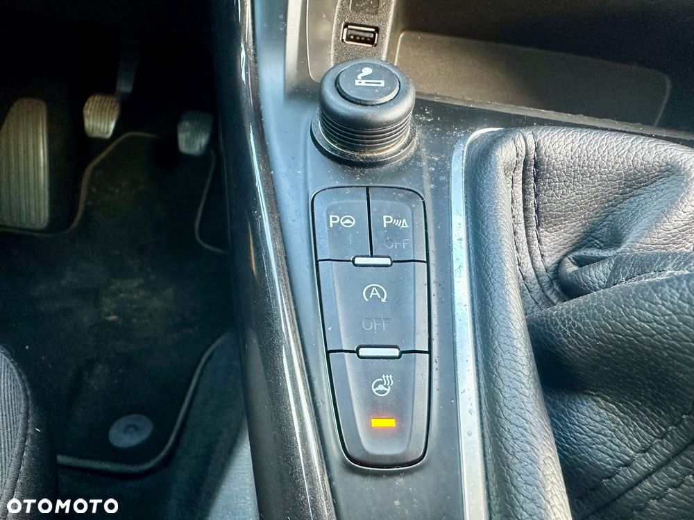 Ford Focus - 13