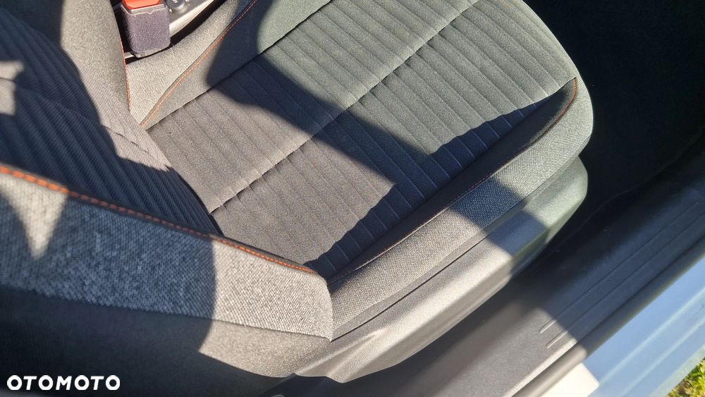 Peugeot 208 PureTech 75 Allure - 37