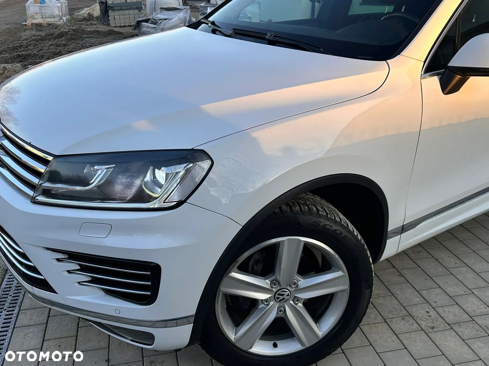 Volkswagen Touareg 3.0 V6 TDI BMT Perfectline R-Style - 13