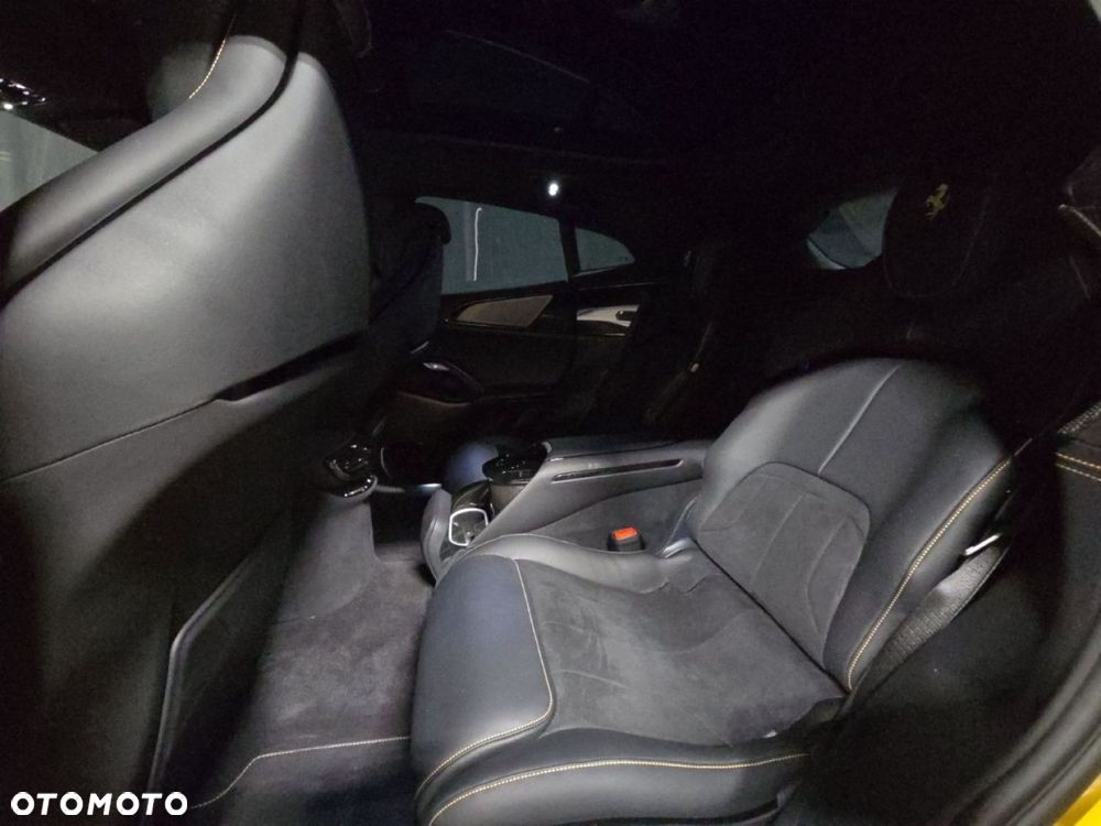 Ferrari Purosangue - 11