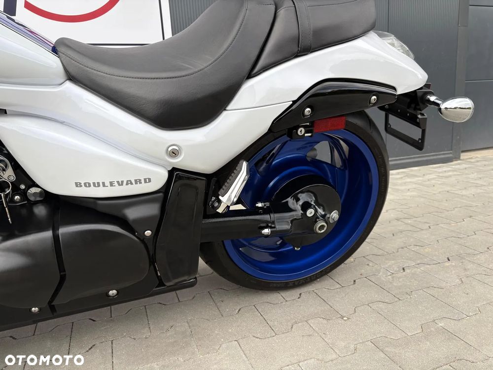 Suzuki Boulevard - 17