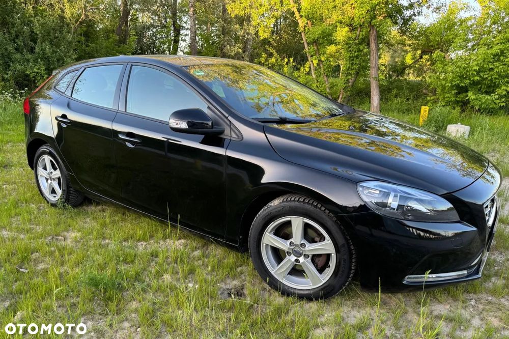 Volvo V40 D2 Momentum - 36