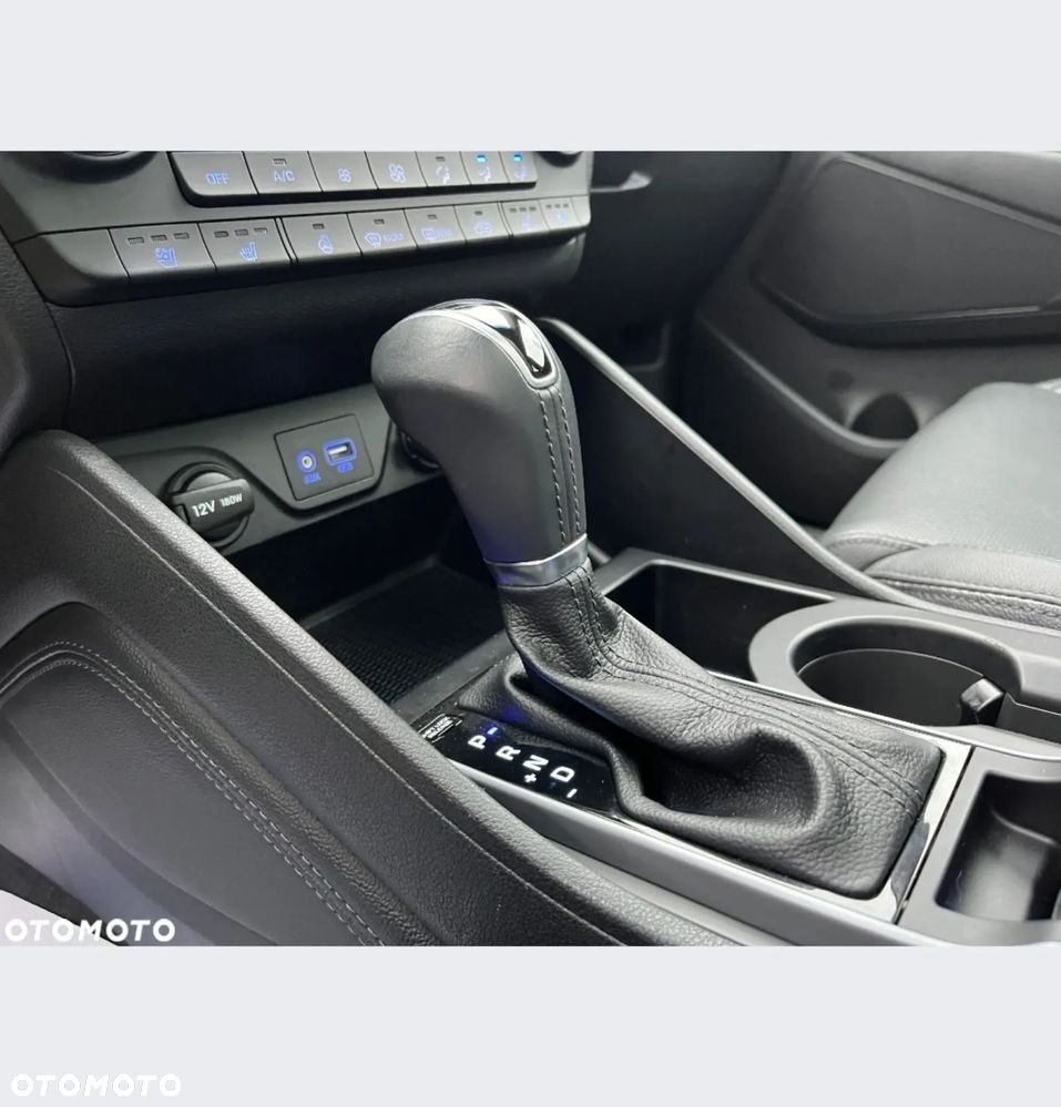 Hyundai Tucson blue 1.7 CRDi 2WD DCT Premium - 36