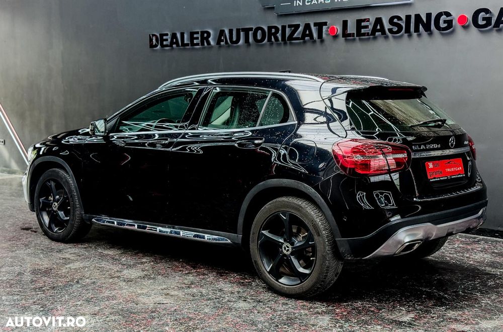 Mercedes-Benz GLA 220 d 7G-DCT AMG Line - 11