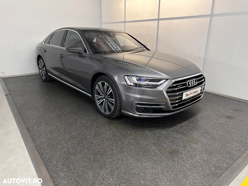 Audi A8 - 7