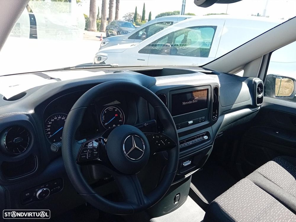 Mercedes-Benz eVito Furgão Longo 119CDI/34 - 6