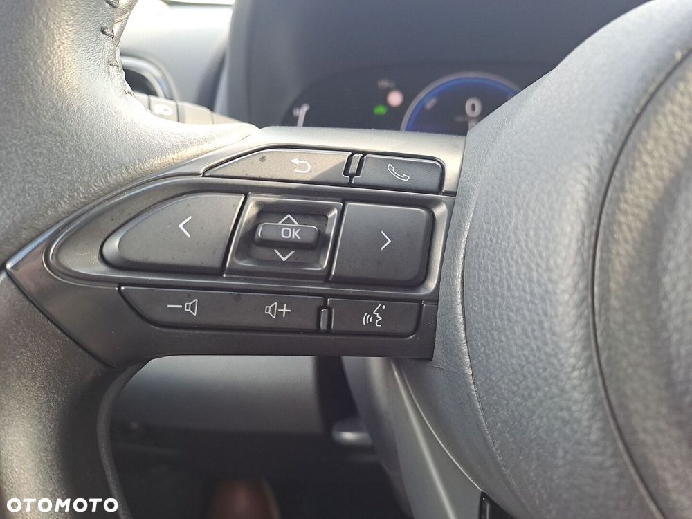 Toyota Yaris Hybrid 1.5 Style - 13