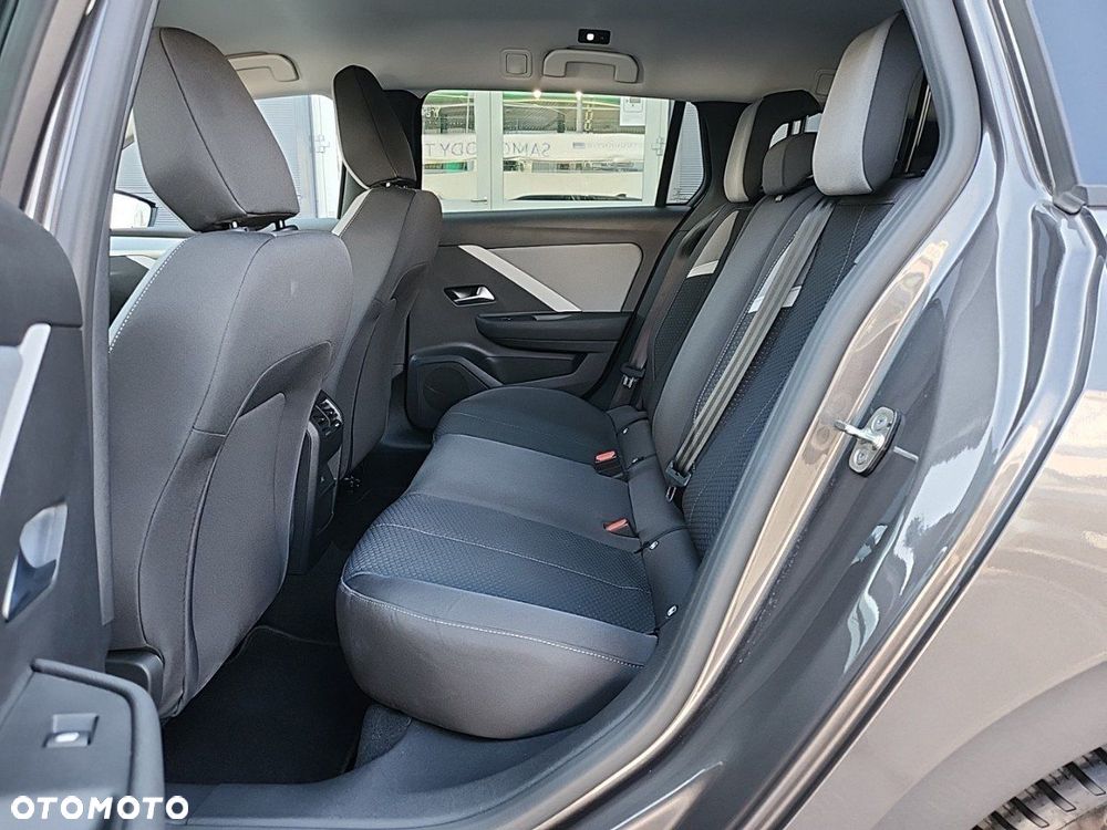 Opel Astra - 10