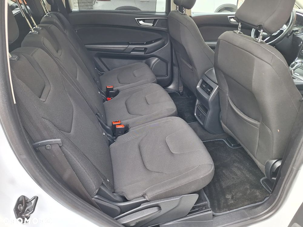 Ford S-Max - 26