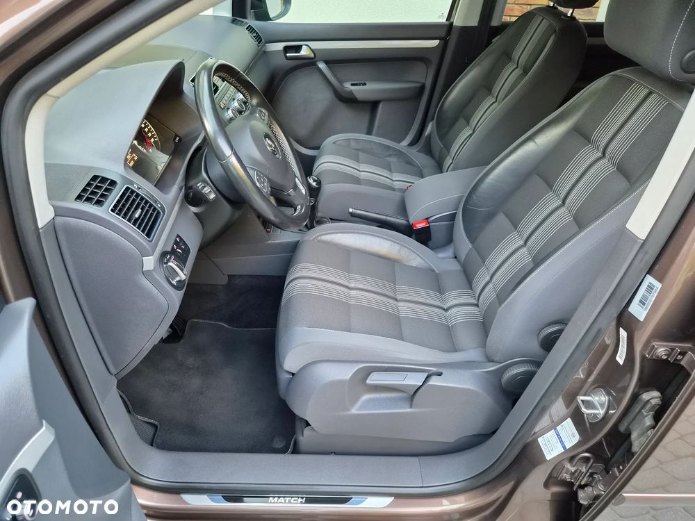 Volkswagen Touran 1.2 TSI BlueMotion Technology MATCH - 11