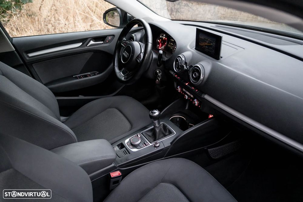 Audi A3 Sportback 1.6 TDI (clean diesel) Attraction - 13