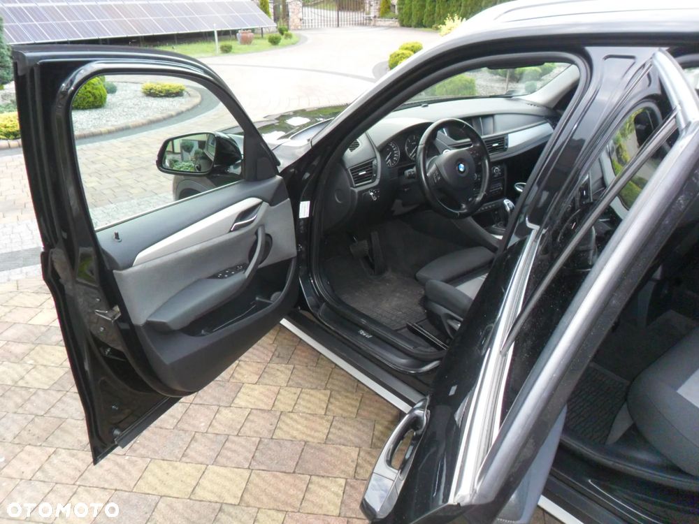 BMW X1 xDrive18d - 17