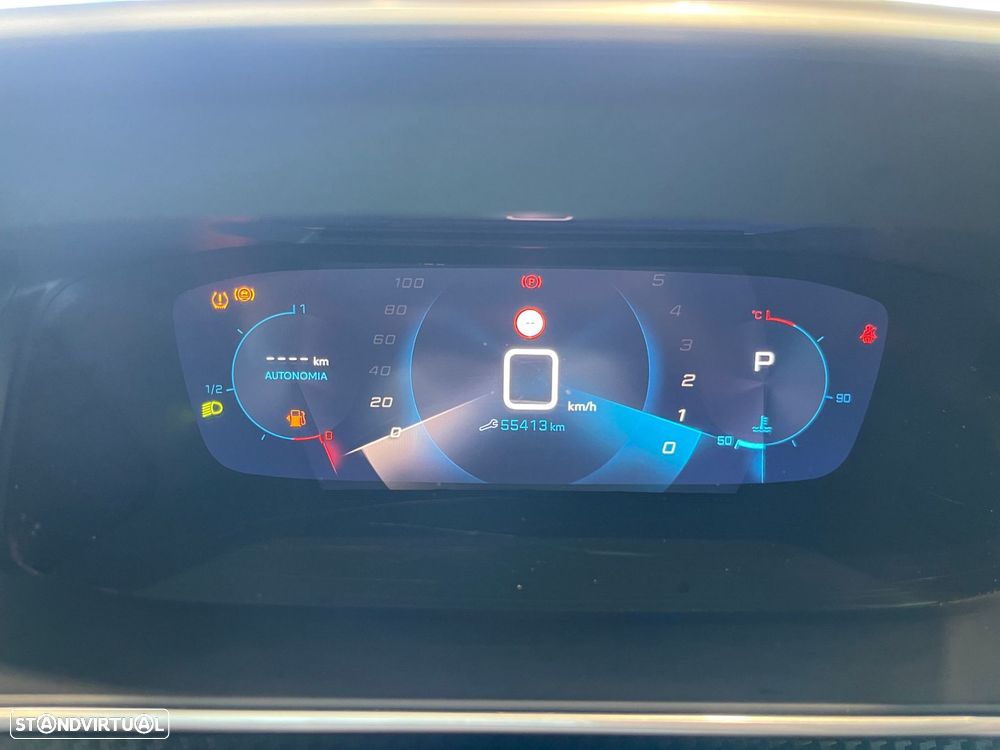 Peugeot 2008 1.2 PureTech Allure Pack EAT8 - 12