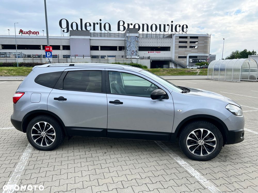 Nissan Qashqai+2 2.0 4x4 Tekna - 3