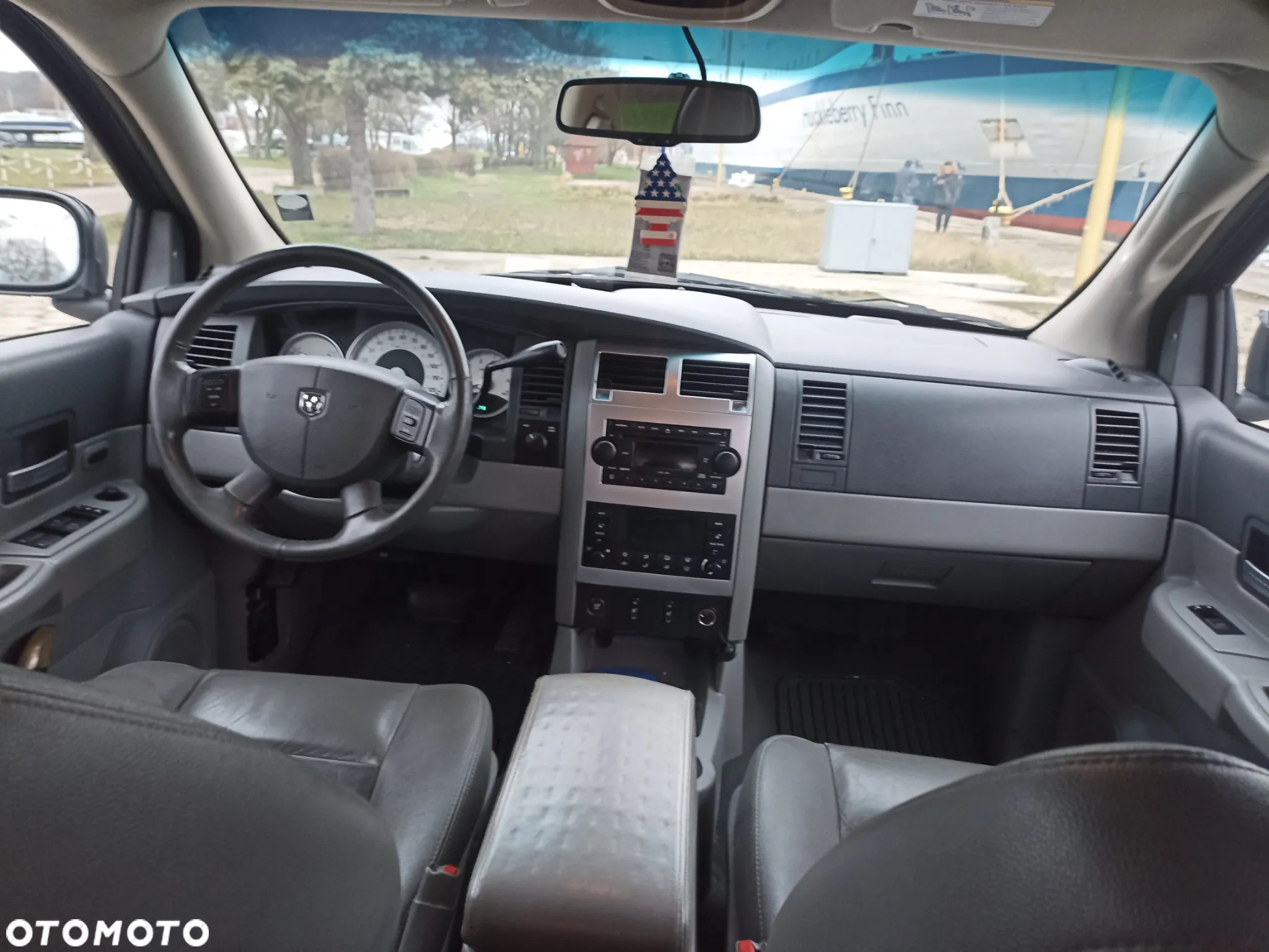 Dodge Durango 4.7 - 7