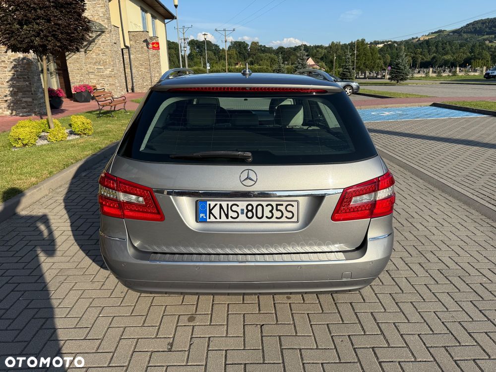 Mercedes-Benz Klasa E 220 CDI DPF BlueEFFICIENCY Automatik Avantgarde - 8