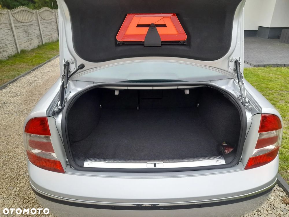 Skoda Superb ver-1-9-tdi-elegance - 17
