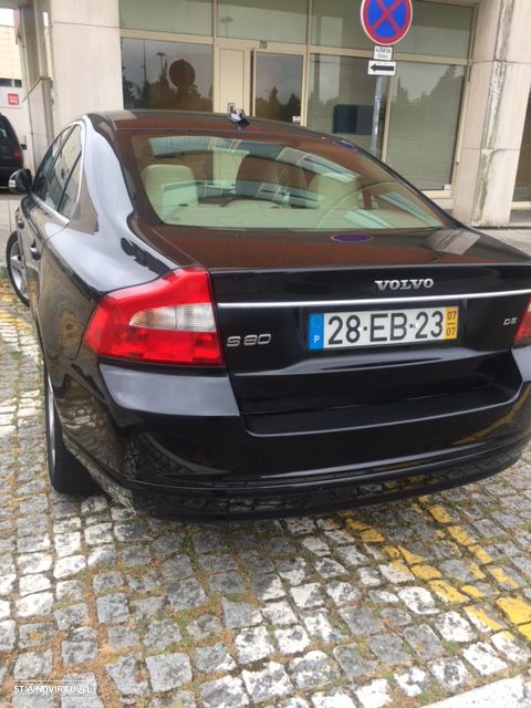 Volvo S80 2.4 D5 Momentum - 1
