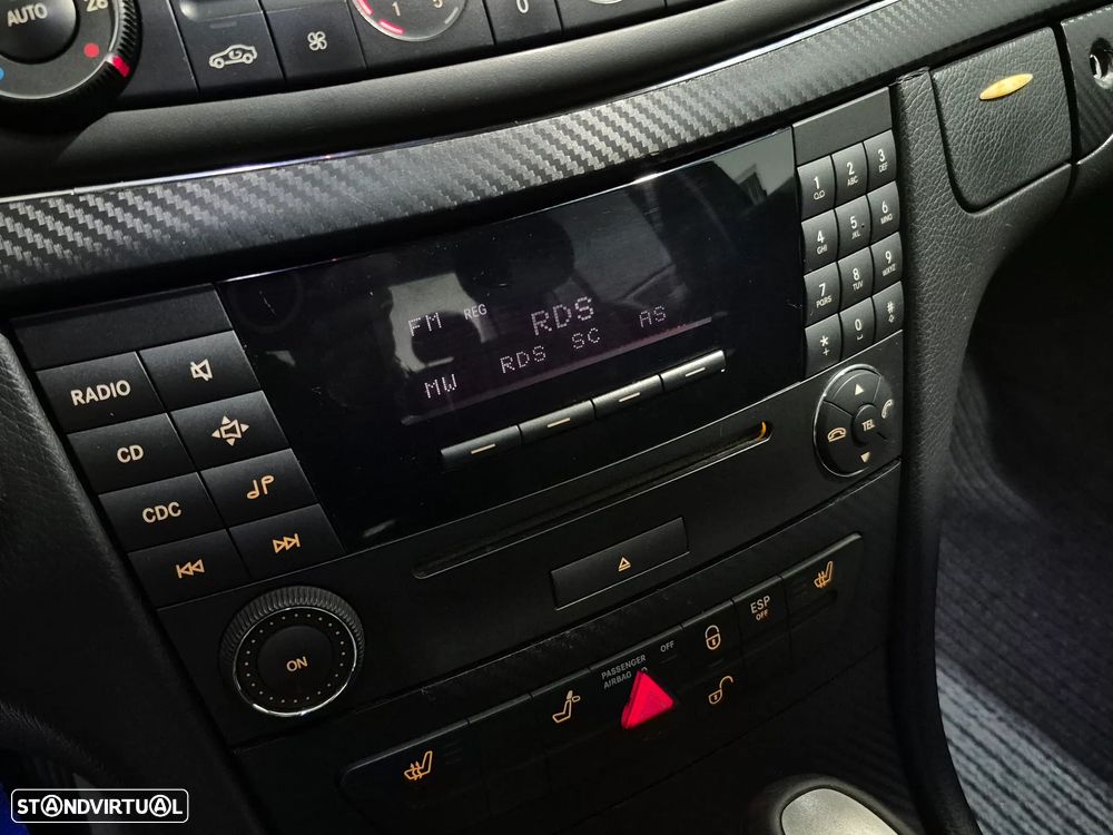 Mercedes-Benz E 220 CDI Auto Avantgarde - 26