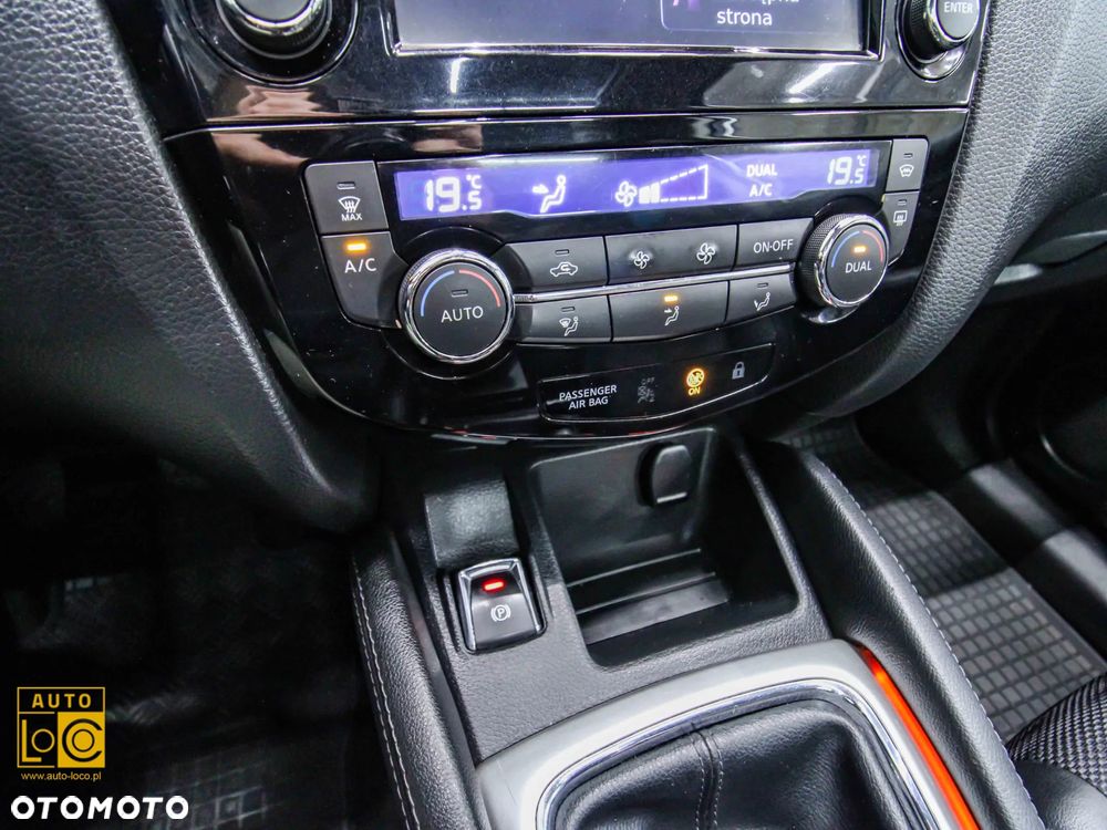 Nissan Qashqai 1.6 Tekna - 22
