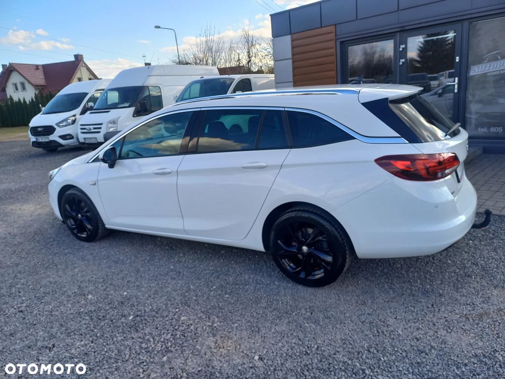 Opel Astra 1.6 CDTI Dynamic S&S - 4