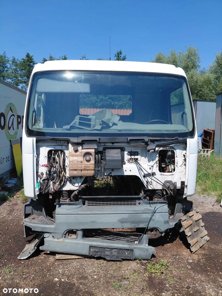 Kabina Renault Premium DCI - 2