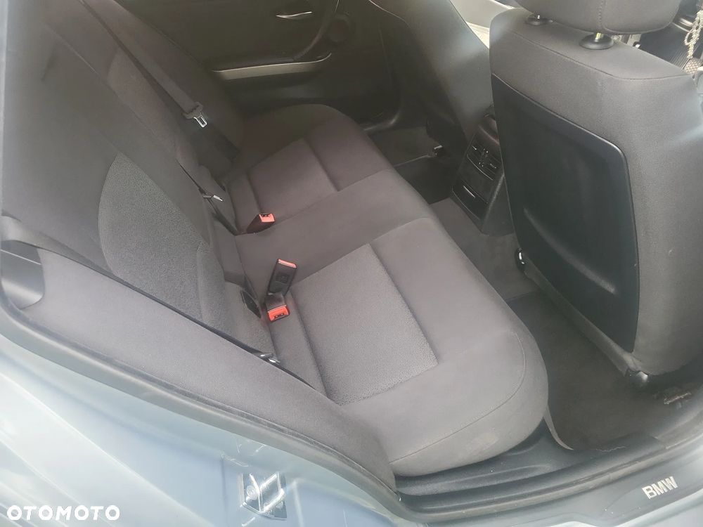 BMW Seria 3 - 28