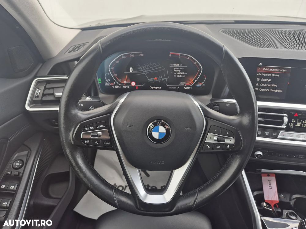 BMW Seria 3 330d xDrive AT MHEV - 15