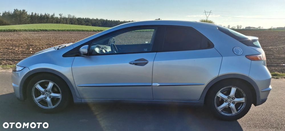 Honda Civic 1.8 Executive - 1