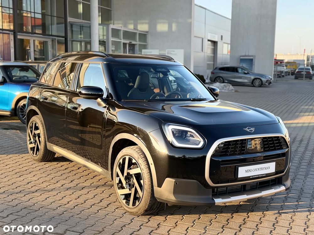 MINI Countryman C mHEV Linia Favoured - 2