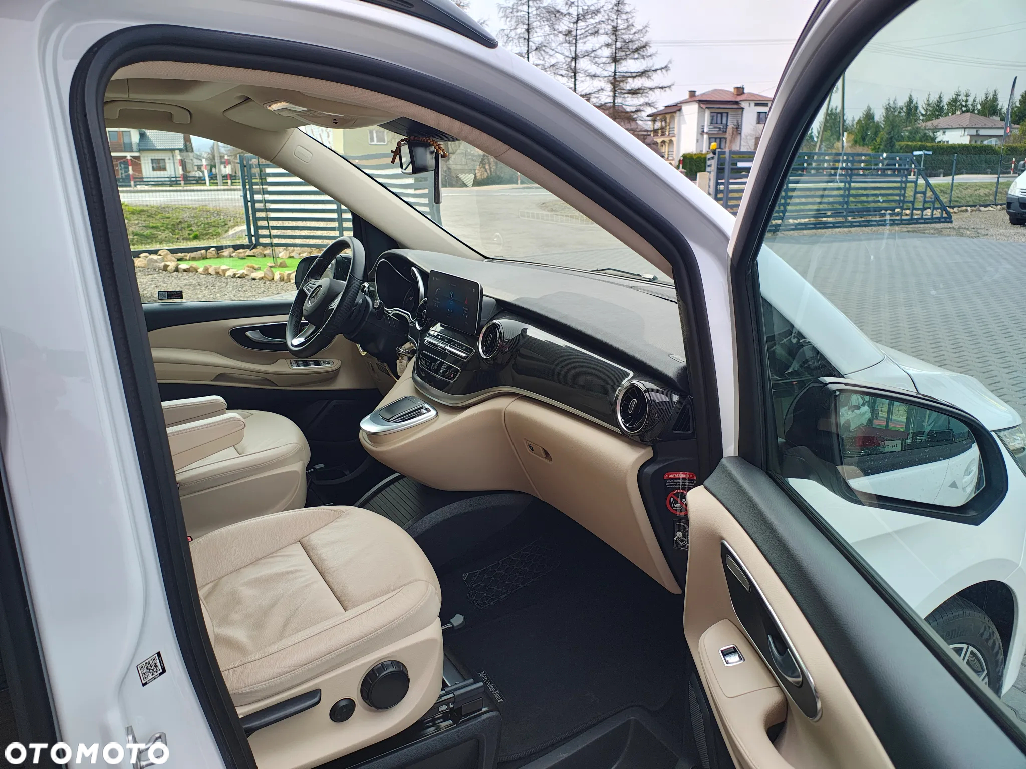Mercedes-Benz Klasa V 250 d 4-Matic Exclusive 9G-Tronic (d³ugi) - 34