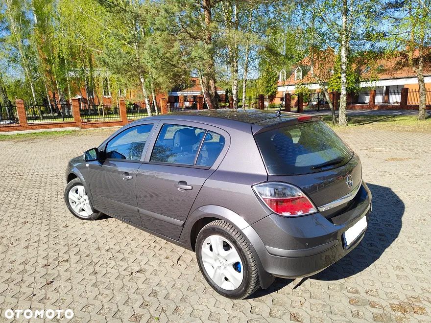 Opel Astra 1.6 - 2