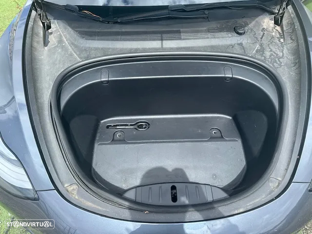Tesla Model 3 Standard Range Plus RWD - 14