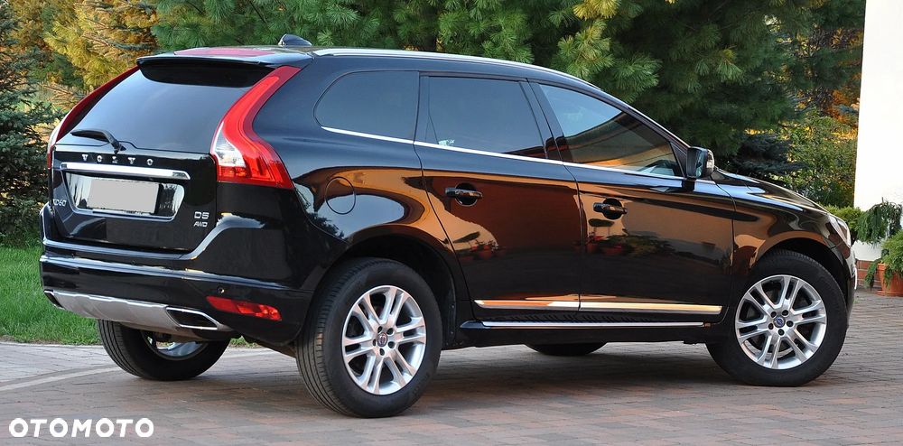 Volvo XC 60 D5 AWD Geartronic Summum - 18