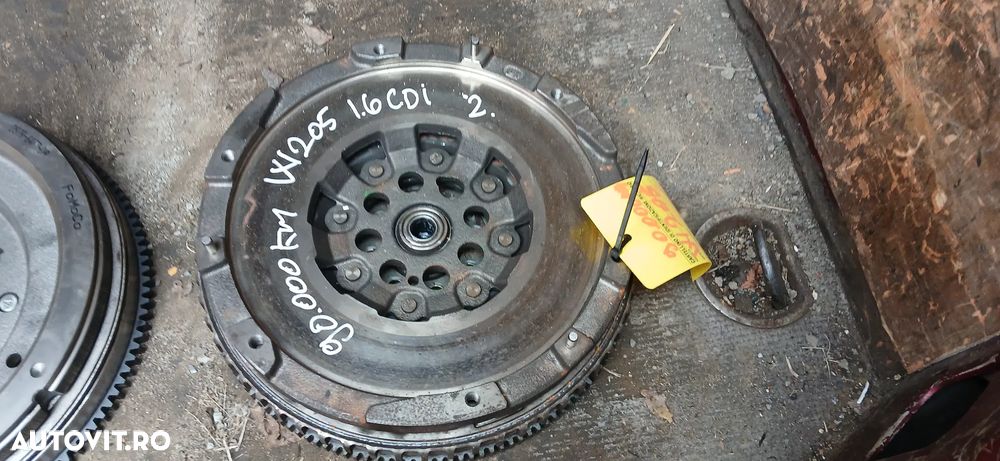 Volanta Mercedes C-class W205 1.6 Cdi manuala 2017 - 1