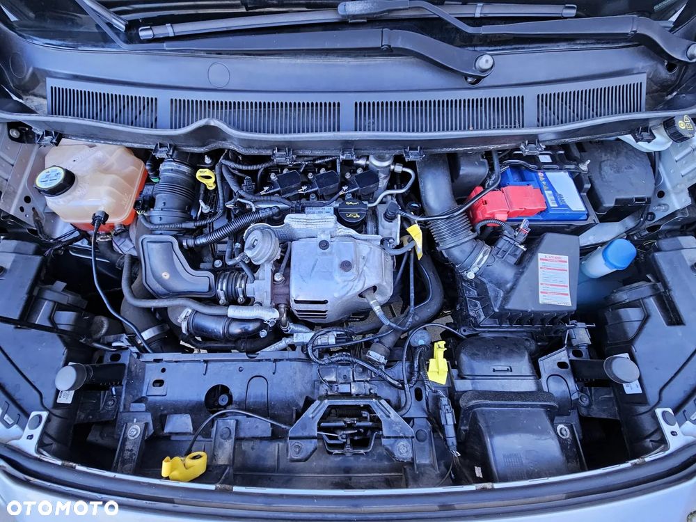 Ford Tourneo Courier - 18