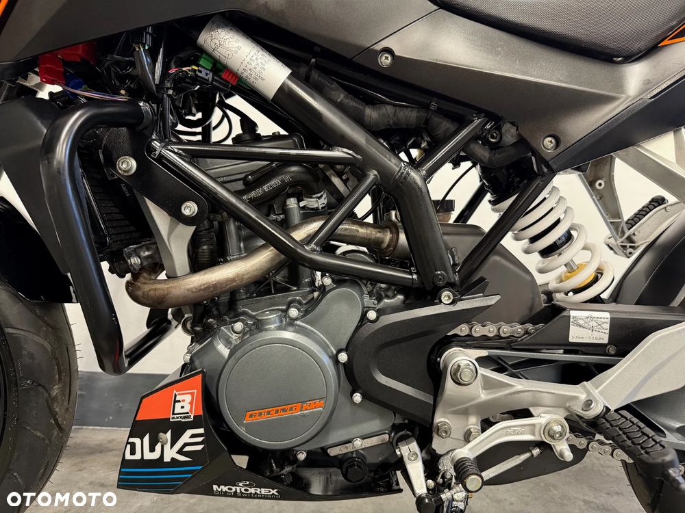 KTM Duke 125 - 13