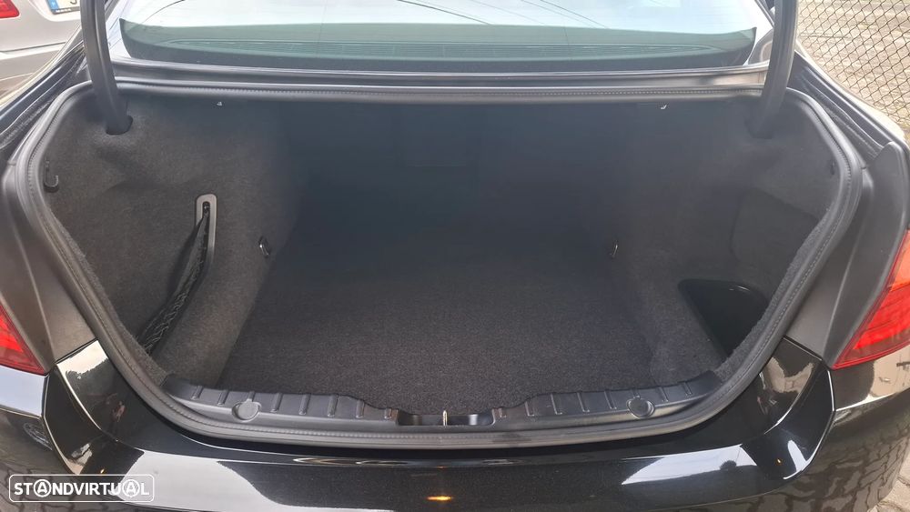 BMW 520 d Line Luxury Auto - 37