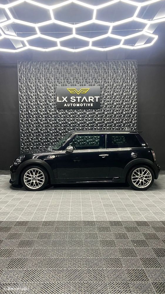 MINI 3 Portas Cooper SD - 4