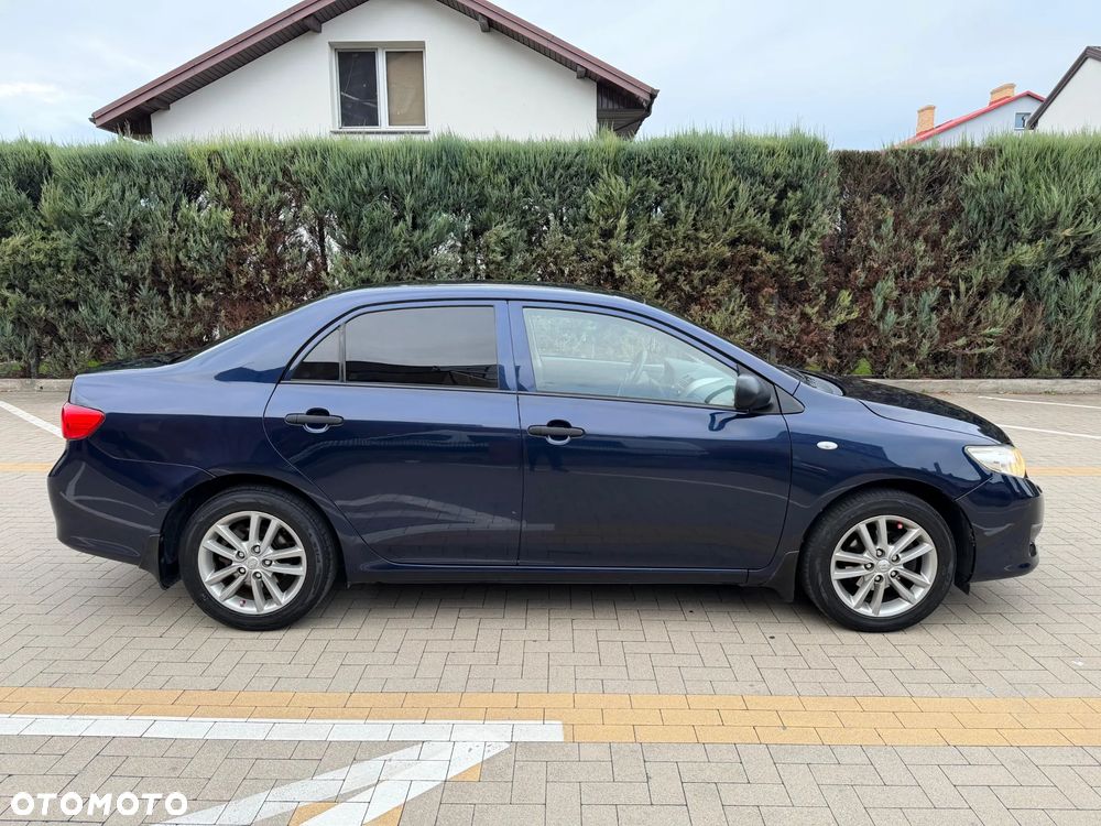 Toyota Corolla - 7