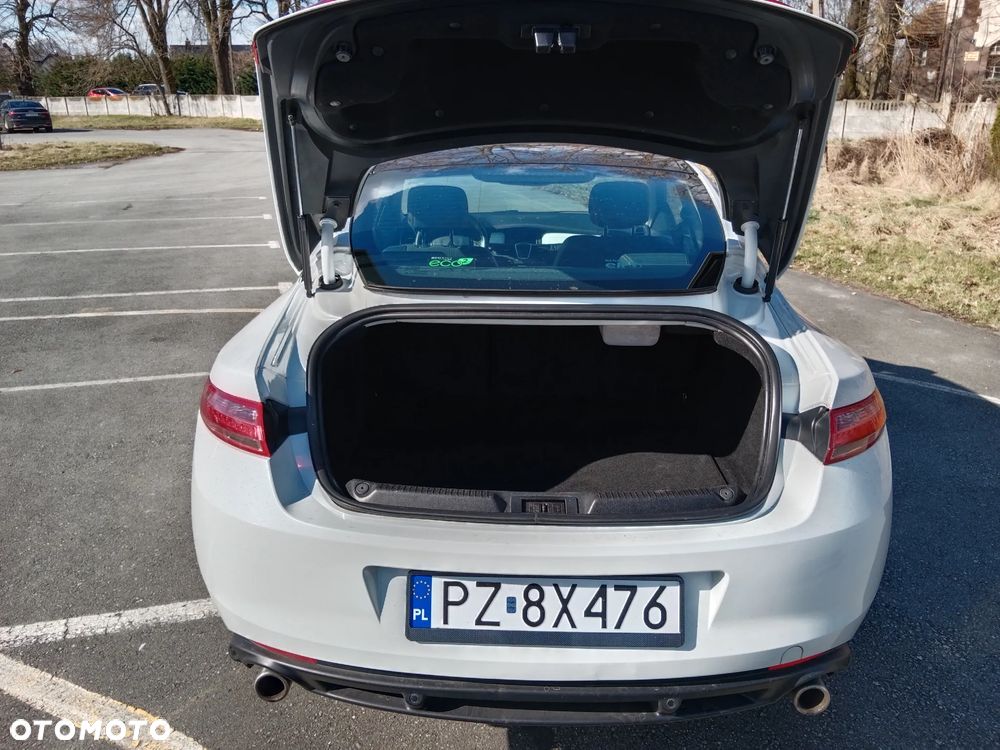 Renault Laguna 2.0 dCi Monaco GP2 - 7