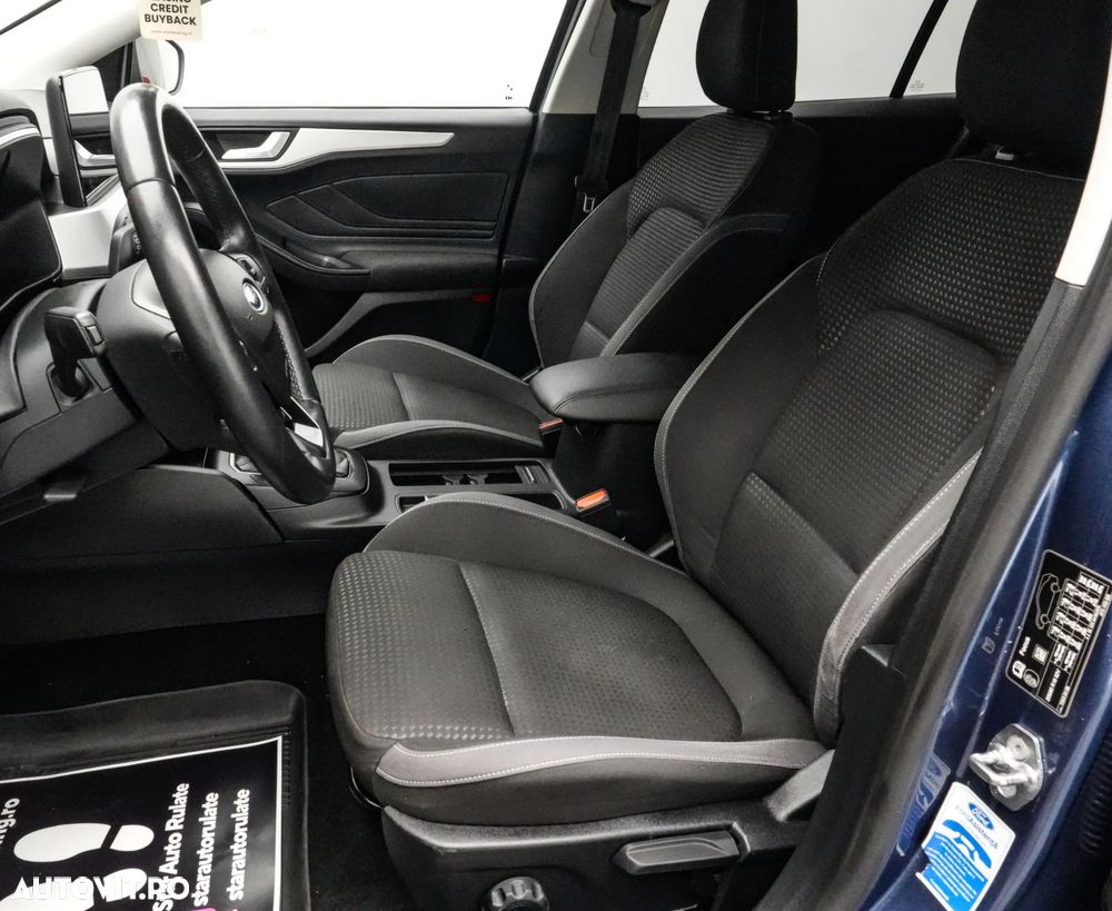 Ford Focus 1.0 EcoBoost MHEV Titanium - 14