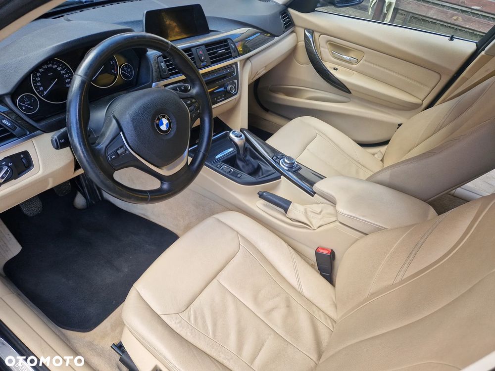 BMW Seria 3 - 16