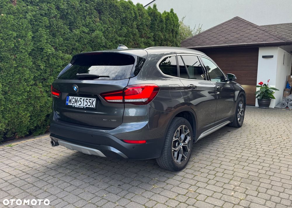 BMW X1 sDrive18i - 4